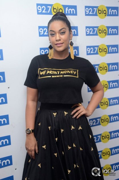 Mumaith-Khan-Birthday-Interview-At-Big-Fm